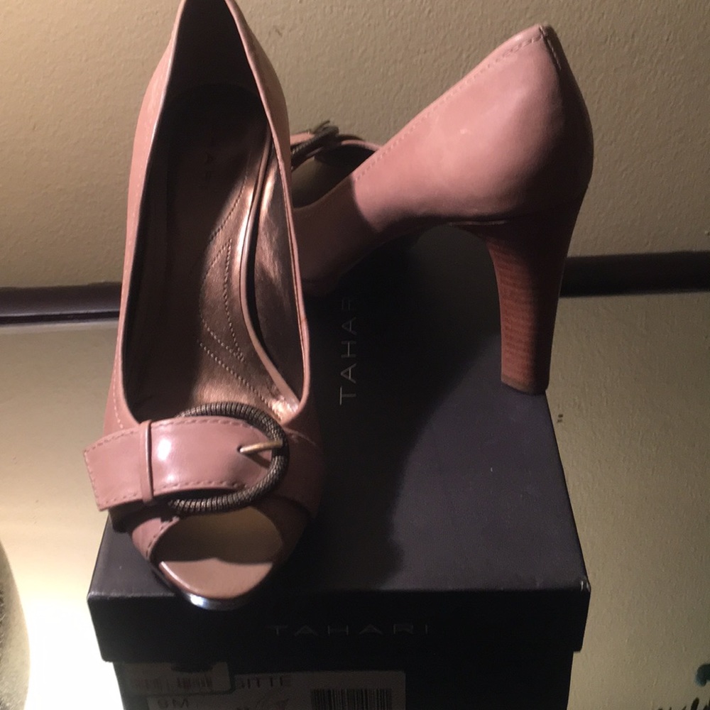 Tahari Natural Color Heels